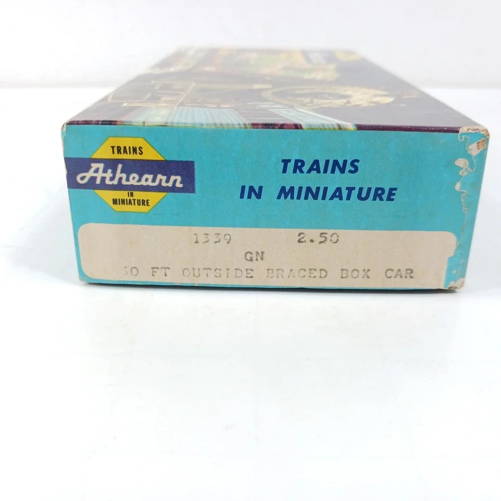 Athearn HO Scale Great Northern 50 Ft Outside Braced Box Car Blue GN 38274 1339